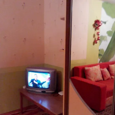On Voronyanskogo 11 Апартаменты *